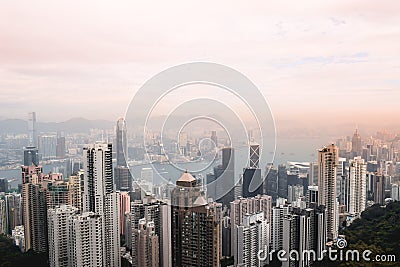 Beutiful pink sunset view on the Hong Kong skyline from the Peak Stock Photo