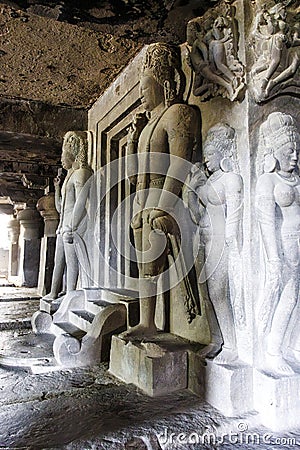 Big Hindu sculptures around the garbhagriha inside of Ellora Cave 29 (Dhumar Lena), Ellora, Maharashtra, India Stock Photo