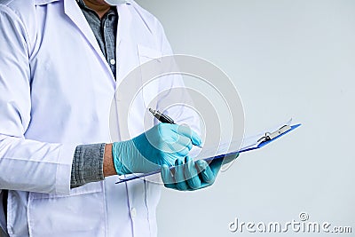 Biochemistry laboratory research, Chemist is analyzing sample an Stock Photo