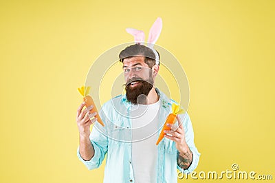 Biotin potassium and vitamins A. Shopping time. Buy vegetables. Organic farm. Easter holiday. Easter bunny with carrot Stock Photo