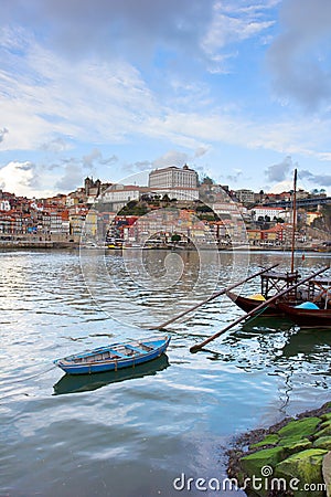 Bishops palace and Rabelo boats, Porto Stock Photo