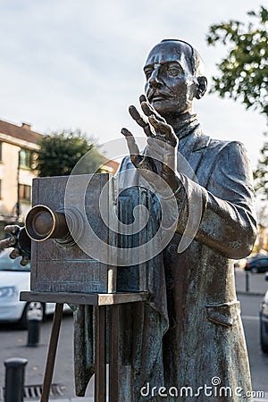 BISTRITA, TRANSYLVANIA/ROMANIA - SEPTEMBER 17 : Bronze statue of Editorial Stock Photo
