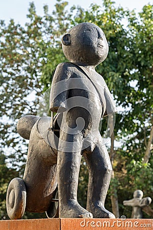 BISTRITA, TRANSYLVANIA/ROMANIA - SEPTEMBER 17 : Modern sculpture Editorial Stock Photo