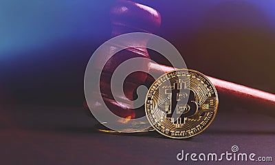 bitcoin judgment. Cryptocurrency fraud. Money theft while exchanging currencies. Stock Photo