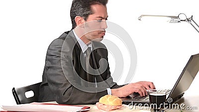 Biznesmen je niezdrowego jedzenie zbiory wideo Biznesmen je niezdrowego jedzenie zbiory wideo