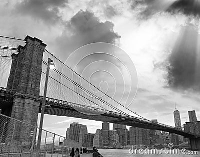 Black and white view of Brooklyn Bridge and Downtown Manhattan a Editorial Stock Photo