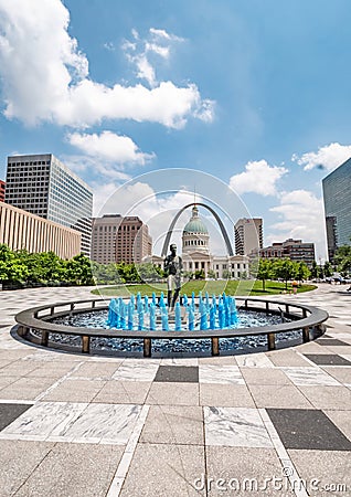 Blue water fountain with Runner Statue at Kiener Plaza Park in St. Louis - ST. LOUIS, USA - JUNE 19, 2019 Editorial Stock Photo