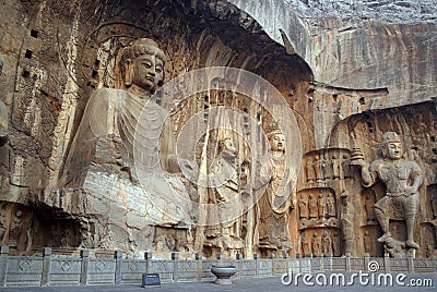 Boedha statues at Longmen caves in China Stock Photo