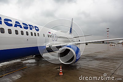 Boeing 737 makes landing passengers Editorial Stock Photo