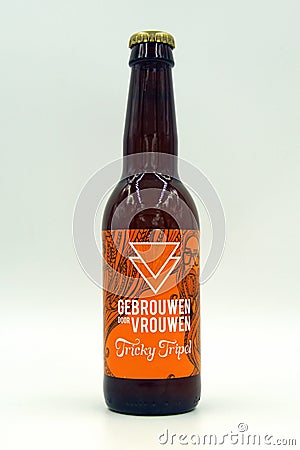 Bottle of Gebrouwen door Vrouwen Tricky Tripel beer Editorial Stock Photo