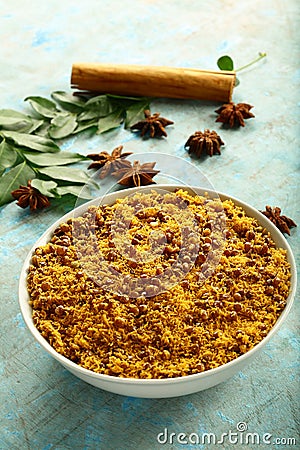 Bowl of Dal biji,moth namkeen Indian fried spicy snacks Stock Photo
