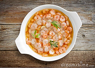 Bowl of garlic prawns Stock Photo