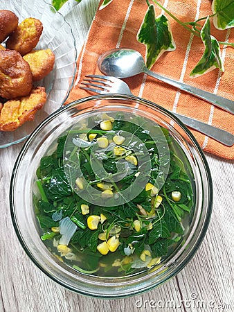 A bowl of spinach vegetable dishes Stock Photo