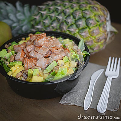 Bowl Tropical salmon salad ensalada tropical de salmon Stock Photo