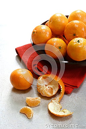 A bowlful of satsuma oranges Stock Photo
