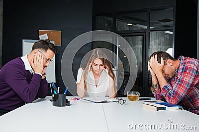 Brainstorming in difficult business situation office workers collegues Stock Photo