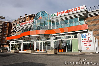 A brand new supermarket. Exterior facade. Rome, Italy. Editorial Stock Photo