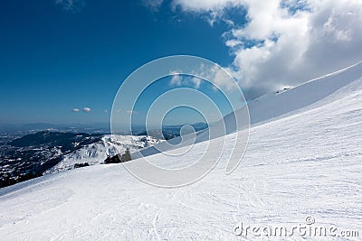 Breathtaking scenery on the snowy slopes of Vasilitsa ski center, Grevena, Greece Stock Photo