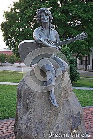 Sevierville, Tennessee USA - May 19, 2019: Dolly Parton statue in downtown Sevierville Editorial Stock Photo