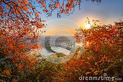 Budapest, Hungary - Autumn in Budapest. Liberty Bridge Szabadsag Hid at sunrise Stock Photo