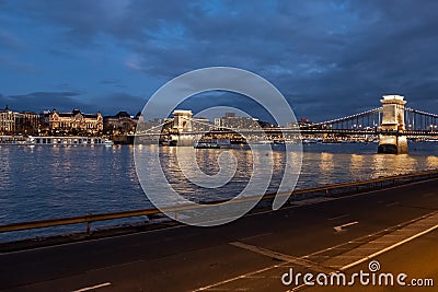 Chain Bridge and Danube River, night in Budapest Stock Photo