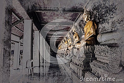 Buddha statue. Wat Arun, Temple of Dawn is a Buddhist temple Stock Photo