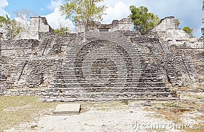 The massive Mayan pyramid of Kinichna in Quintana Roo, Mexico Stock Photo