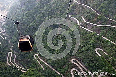 Cable car above Heaven-Linking Avenue in Tianmen mountain, China Stock Photo