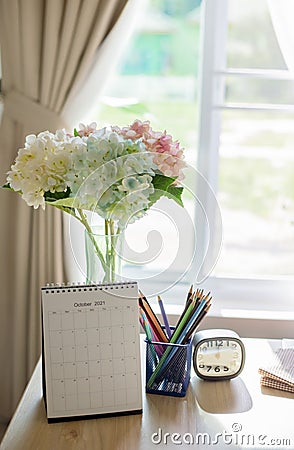 2021 Calendar for Planner to manage and plan daily agenda, appointment, and timetable for a job. Calender, flower, pencil, coffee Stock Photo