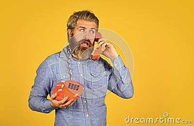 Call clients. Retro phone. Marketing automation. Calling on Past Customers Script. Outdated technology. Manager phone Stock Photo