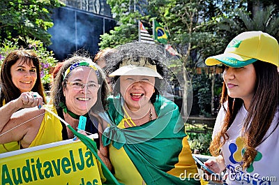 Candidate for Senator Nise Yamaguchi enjoying taking a selfie with voters on Paulista avenue Editorial Stock Photo