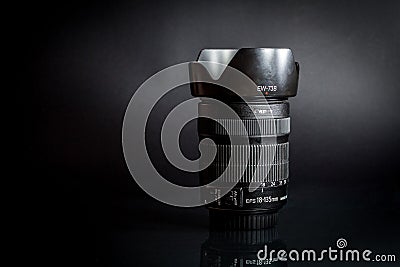 Canon EF-S 18-135mm IS STM 3.5-5.6 zoom lense Editorial Stock Photo