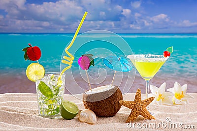 Caribbean tropical beach cocktails mojito margarita Stock Photo