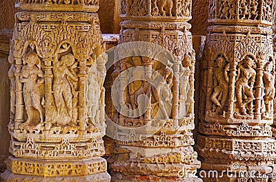 Carving details on outer wall of the Sun Temple. Built in 1026 - 27 AD during the reign of Bhima I of the Chaulukya dynasty, Modhe Stock Photo