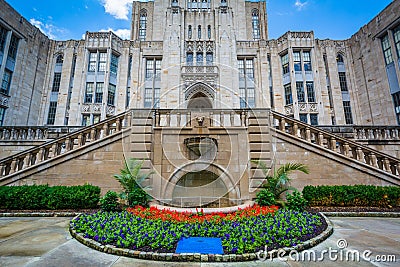The Cathedral of Learning at the University of Pittsburgh, in Pittsburgh, Pennsylvania Editorial Stock Photo