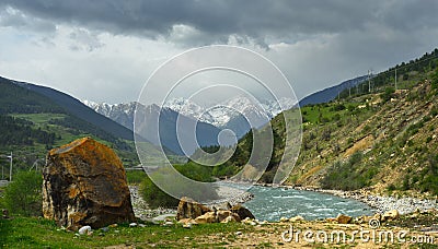 Caucasus vallei Stock Photo