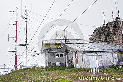 Ceahlau weather station in mountains Stock Photo