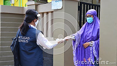 Census taker in Indonesia's Population Census in the middle of Covid-19 Editorial Stock Photo