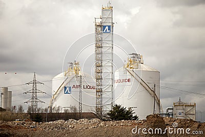 Central liquid hydrogen. Industrial area. Liquid Hydrogen Storage Tank (Spain) Editorial Stock Photo