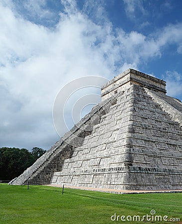 Chichen Itza, Mexico, side view of El Castillo Pyramid. Stock Photo