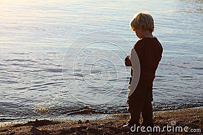 Child Peeing On Beach Royalty Free Stock Images - Image: 32476399