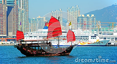 Chinese junk in hong kong Editorial Stock Photo