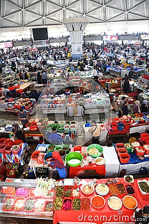 Busy Chorsu Bazaar. Tashkent. Uzbekistan Editorial Stock Photo