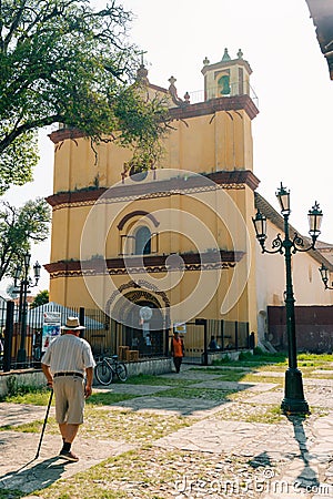 church de san francisco de asis san cristobal de las casas, mexico - may 2023 Editorial Stock Photo