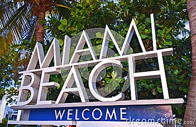 City of Miami Beach Florida welcome sign with palm trees Stock Photo