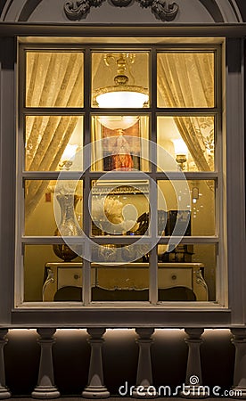 classic lighting In a lighting shop window at night,home decoration floral decoration house decoration wall decoration christmas Stock Photo