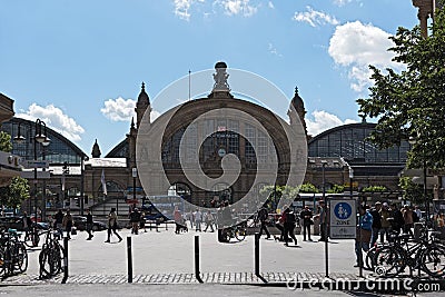 Classicistic facade of frankfurt am main central train station Editorial Stock Photo