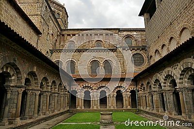 Cloister of Notre-Dame du Puy-en-Velay cathedral Stock Photo