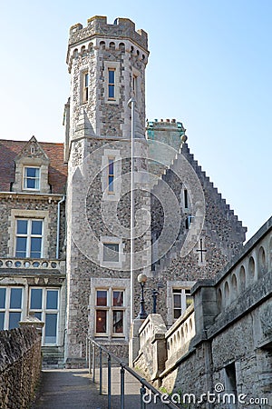 Close-up on an alley leading to the Victorian building Purbeck House Hotel in Swanage Stock Photo