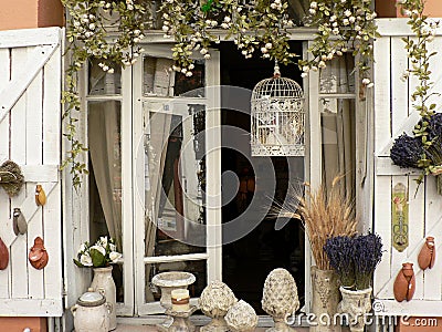 Close up of attractive shop window display with lavender, Arles France Stock Photo